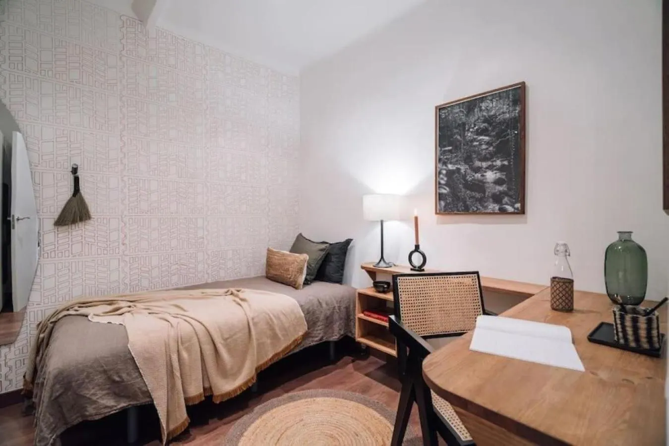 Bolia - 2 Bedroom And Terrace In Eixample Esquerra Barcelona Apartment